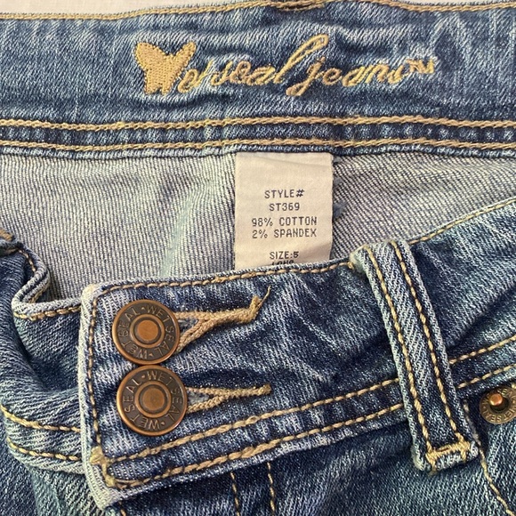 Wet seal blue jeans in good condition size 5 - Picture 2 of 4